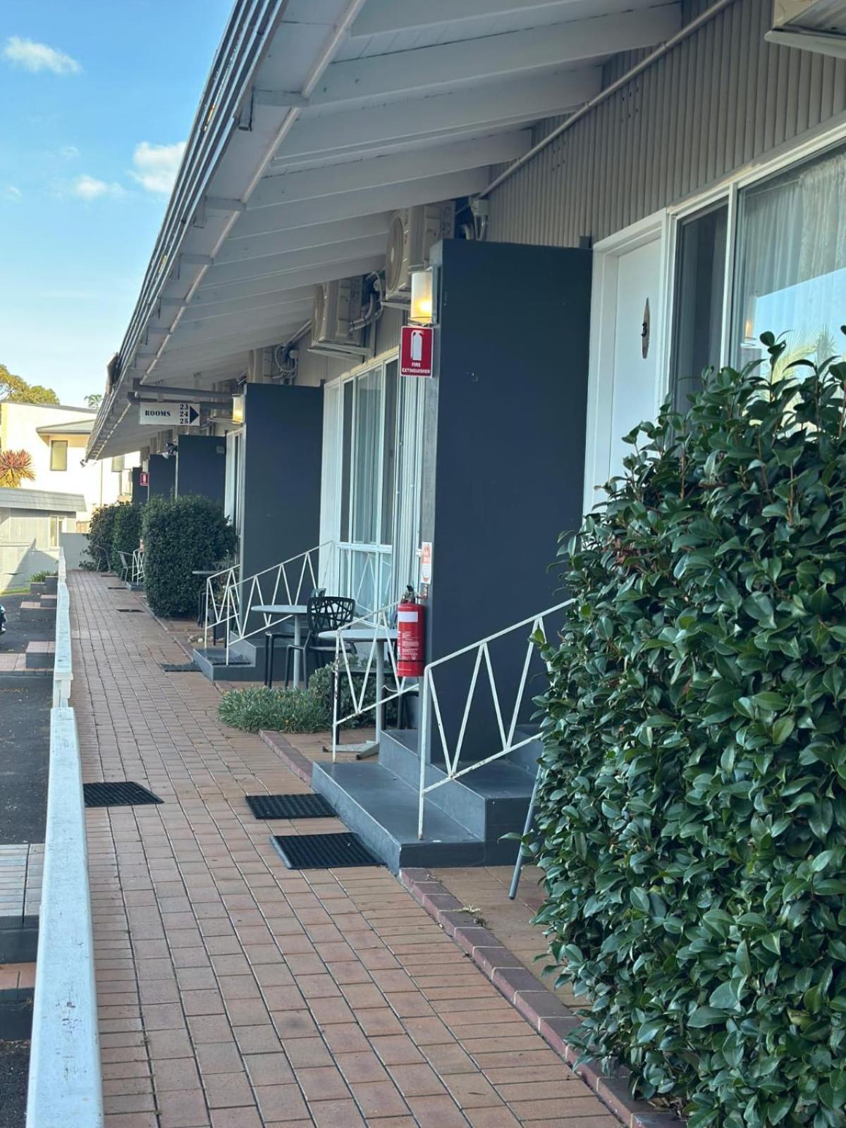 梅林布拉花园汽车旅馆 外观 照片